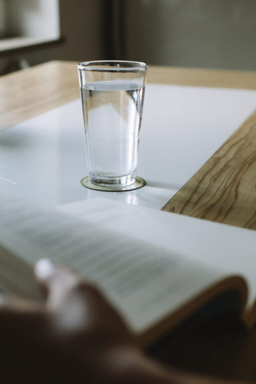 i9 energijski podstavek